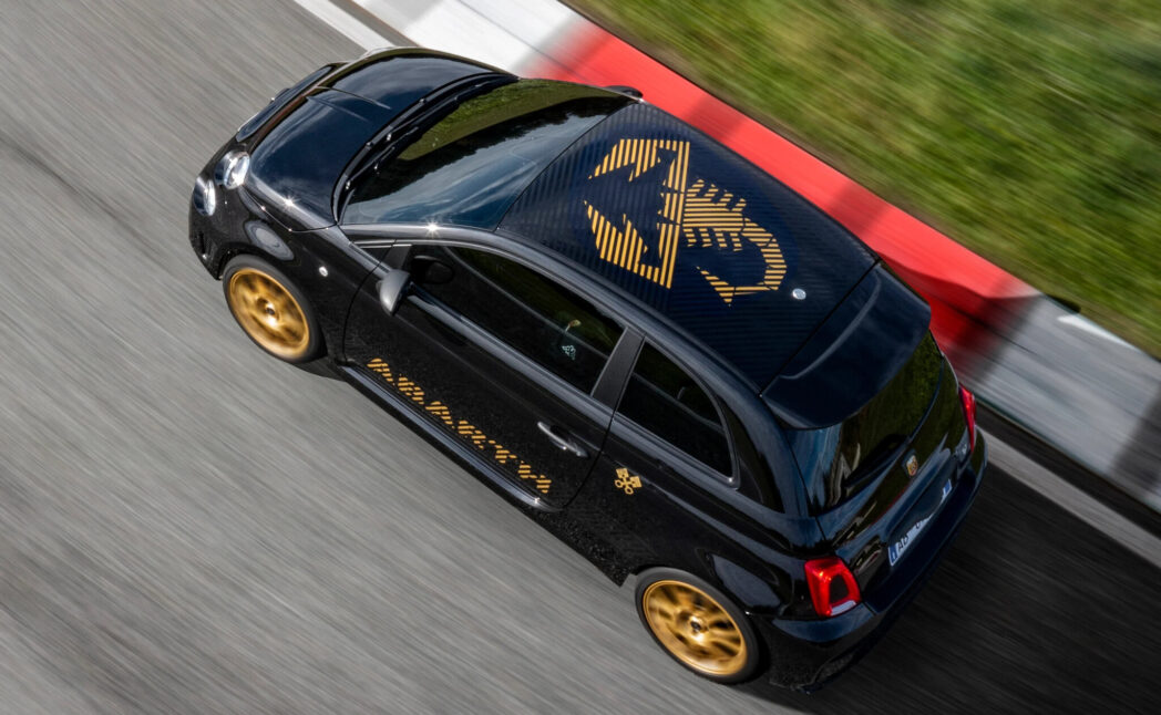 ABARTH　695　75°　限定車を１台GET！！