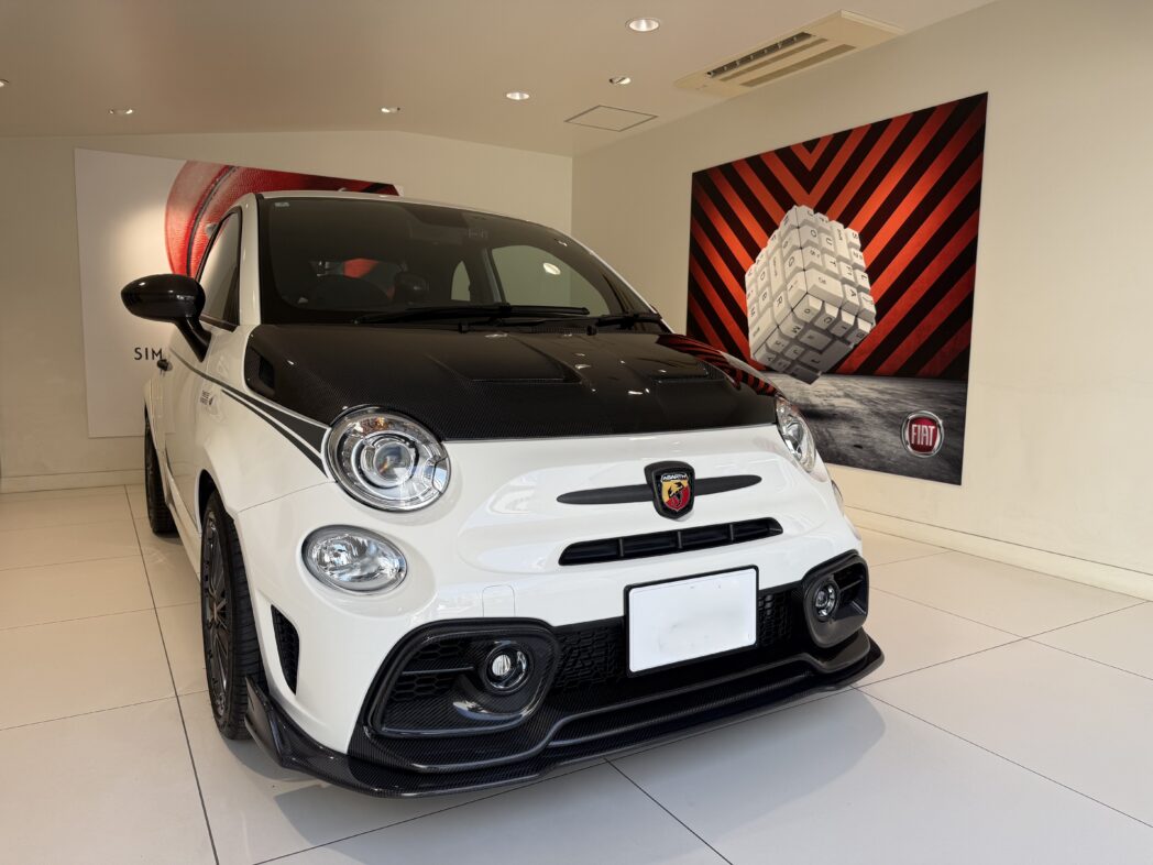 ABARTH　695　カスタム終わって本日、御納車！！