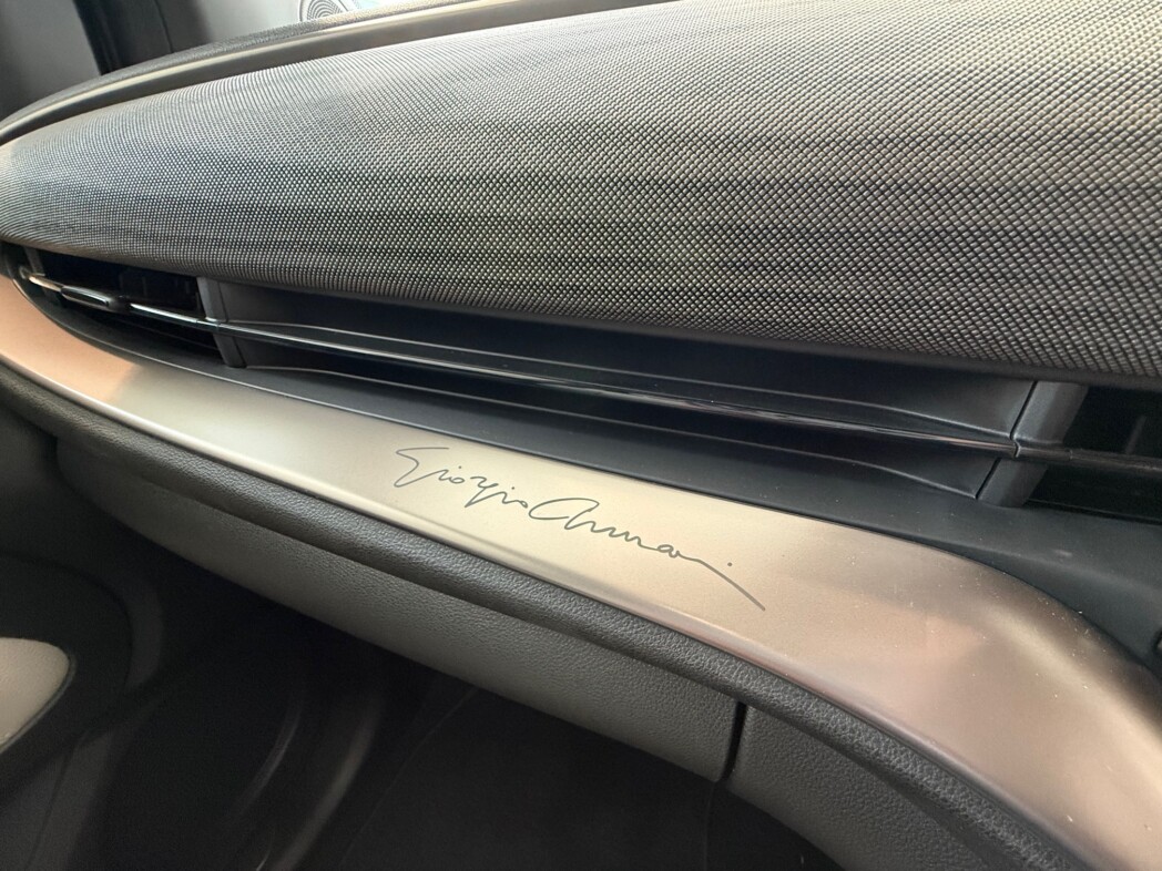 到着しました！FIAT　500eの限定車　Giorgio　Armani　Collector’ｓ　Edition